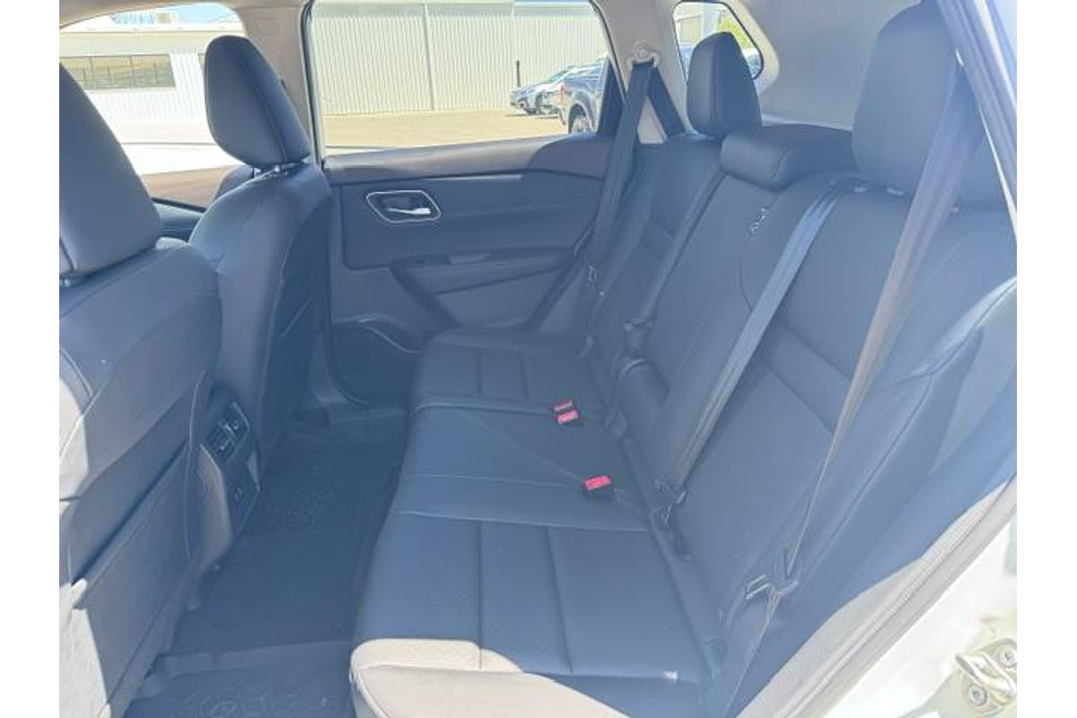 2023 Nissan X-TRAIL ST-L e-POWER T33