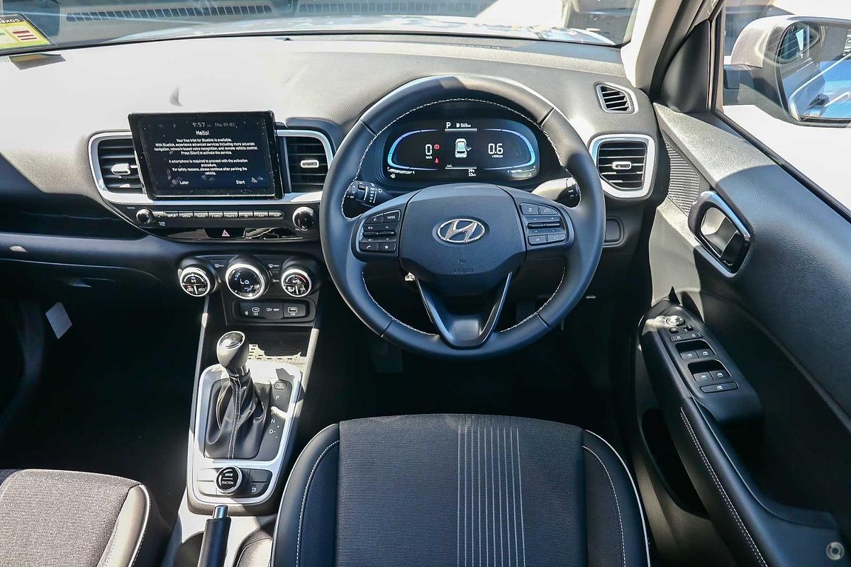 2024 Hyundai Venue Elite QX.V5