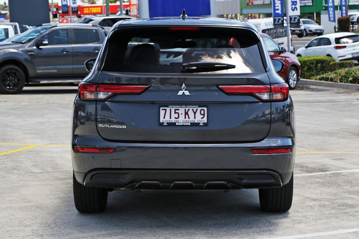 2024 Mitsubishi Outlander Black Edition ZM