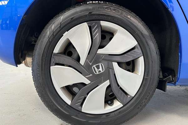 2014 Honda FIT HYBRID F PKG F PKG GP5