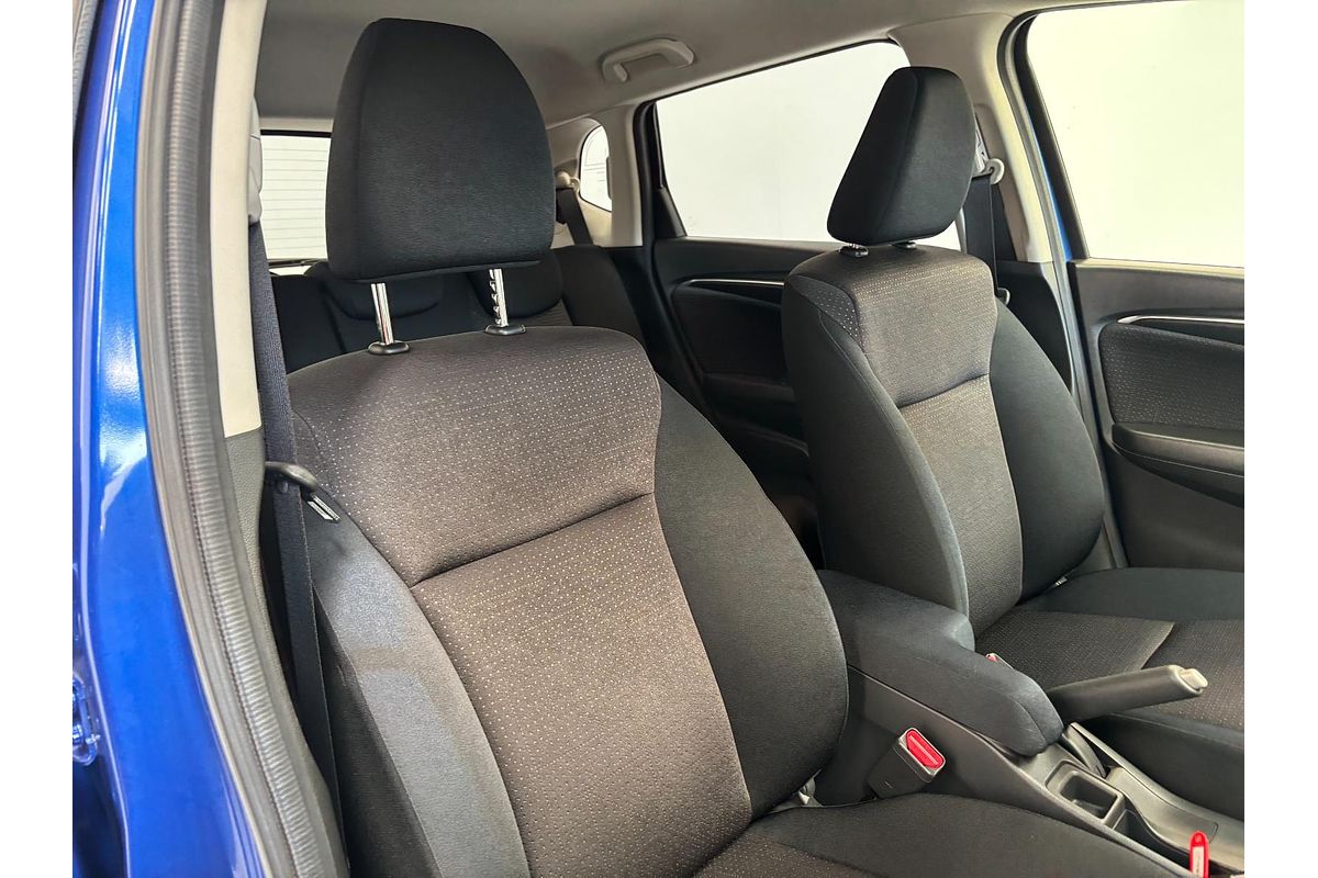 2014 Honda FIT HYBRID F PKG F PKG GP5