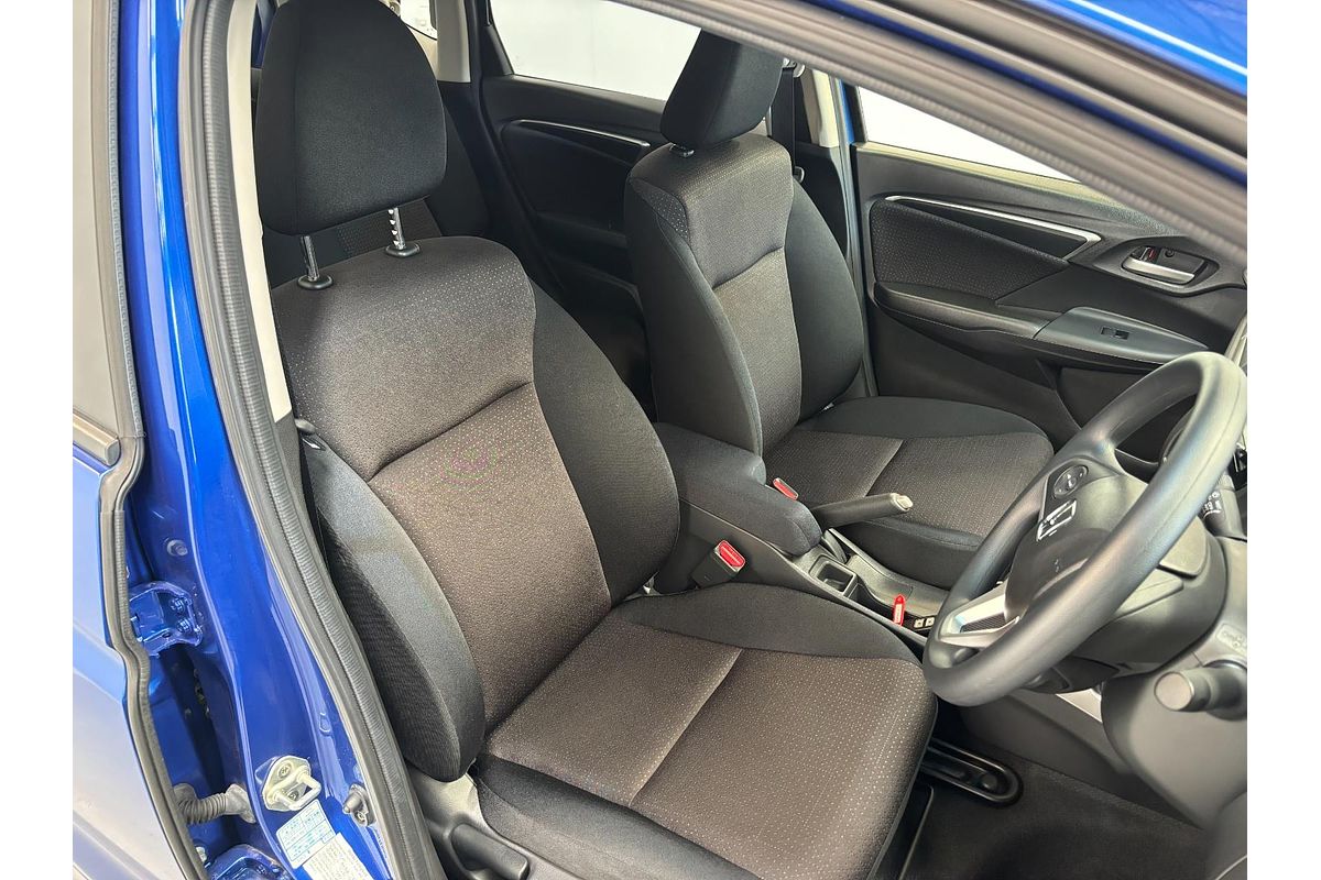 2014 Honda FIT HYBRID F PKG F PKG GP5