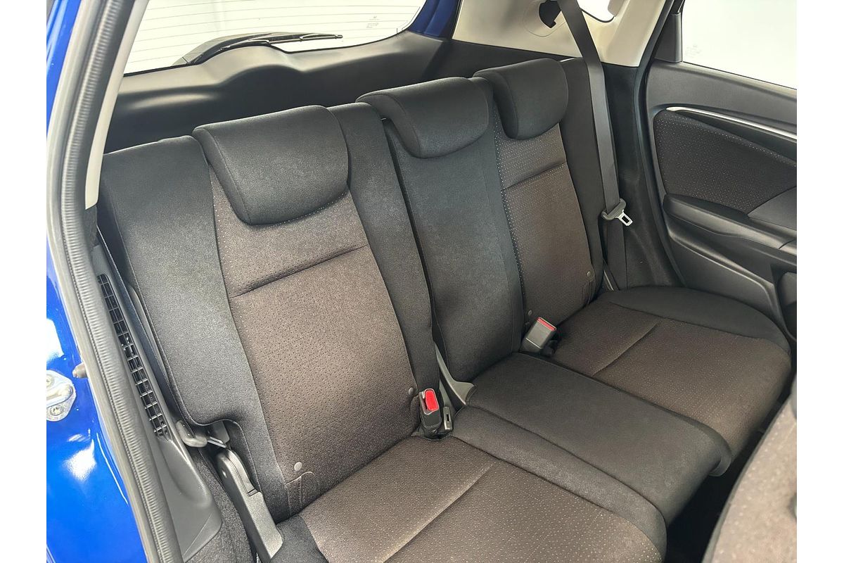 2014 Honda FIT HYBRID F PKG F PKG GP5