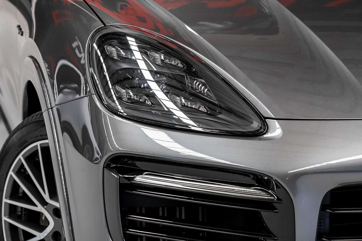 2021 Porsche Cayenne E-Hybrid 9YA