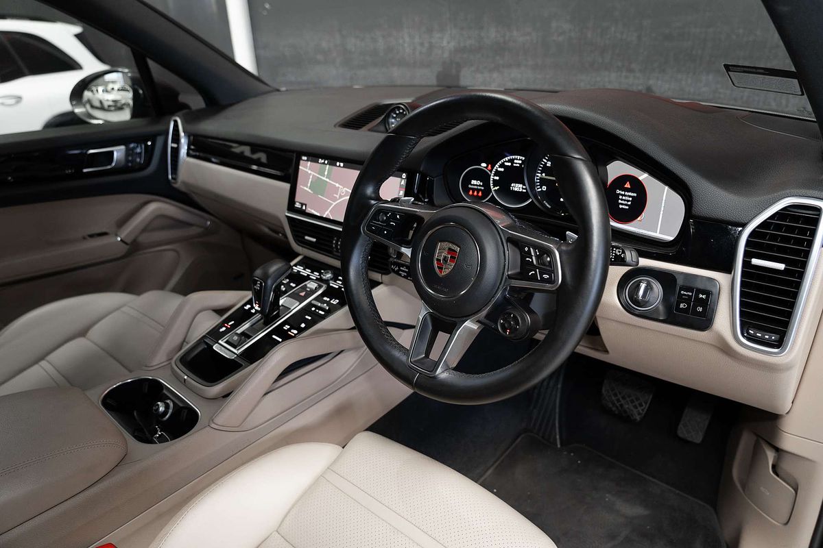 2021 Porsche Cayenne E-Hybrid 9YA