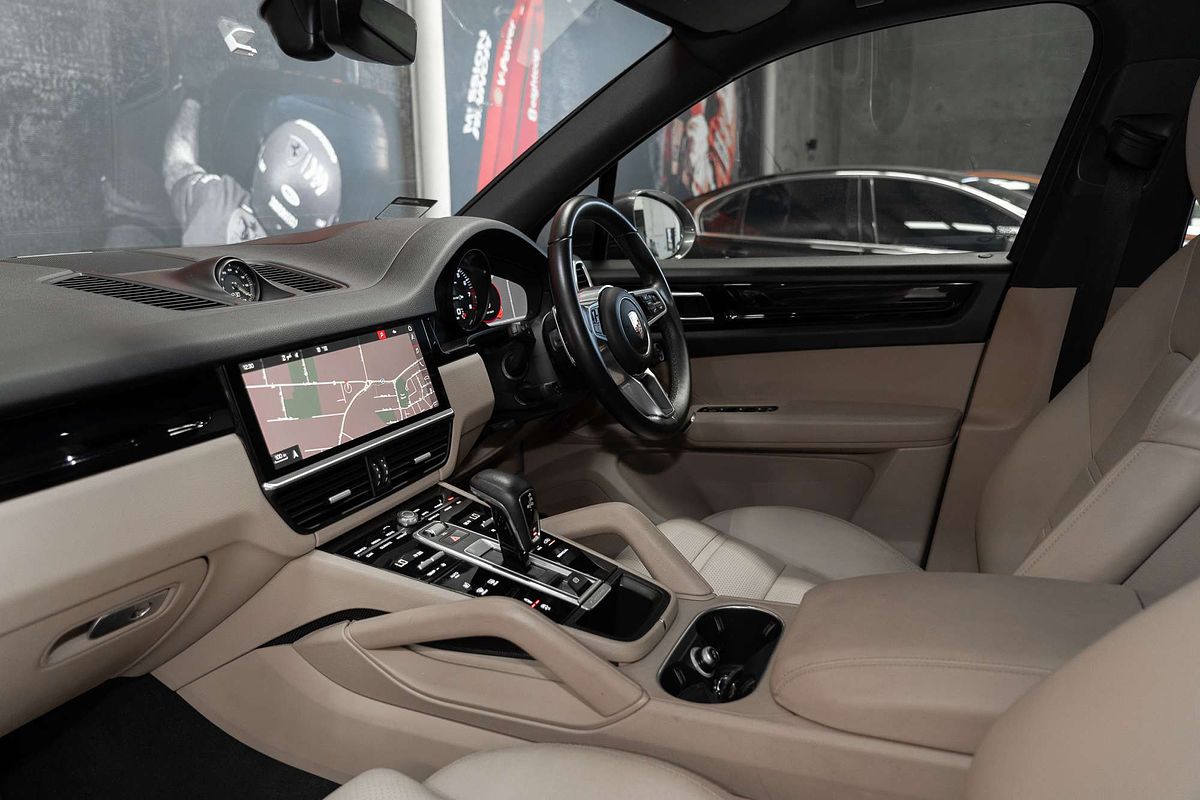 2021 Porsche Cayenne E-Hybrid 9YA