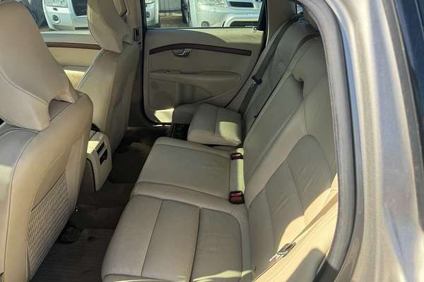 2009 Volvo XC70 LE