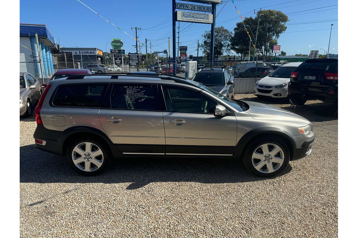 2009 Volvo XC70 LE