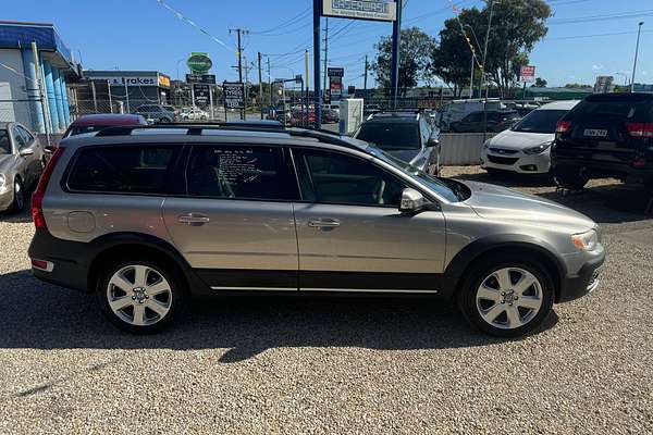 2009 Volvo XC70 LE
