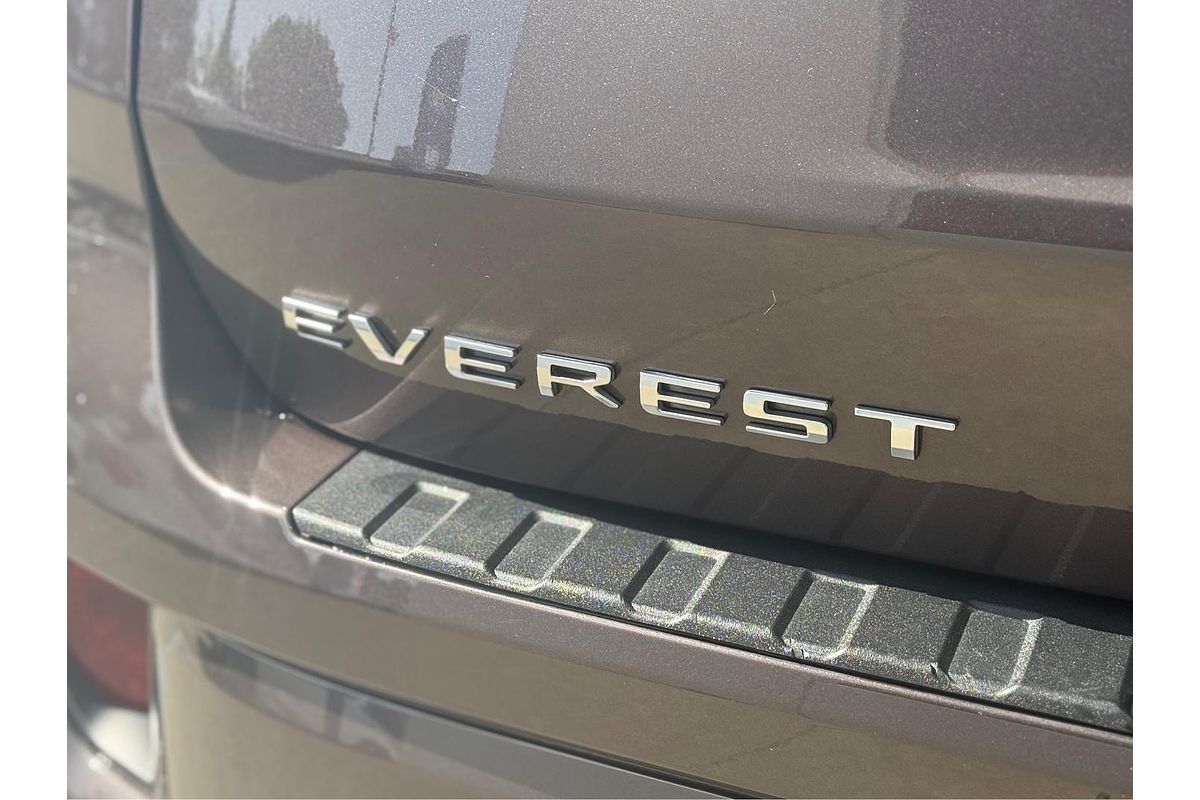 2023 Ford Everest Platinum