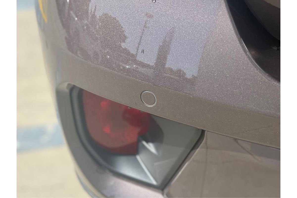 2023 Ford Everest Platinum