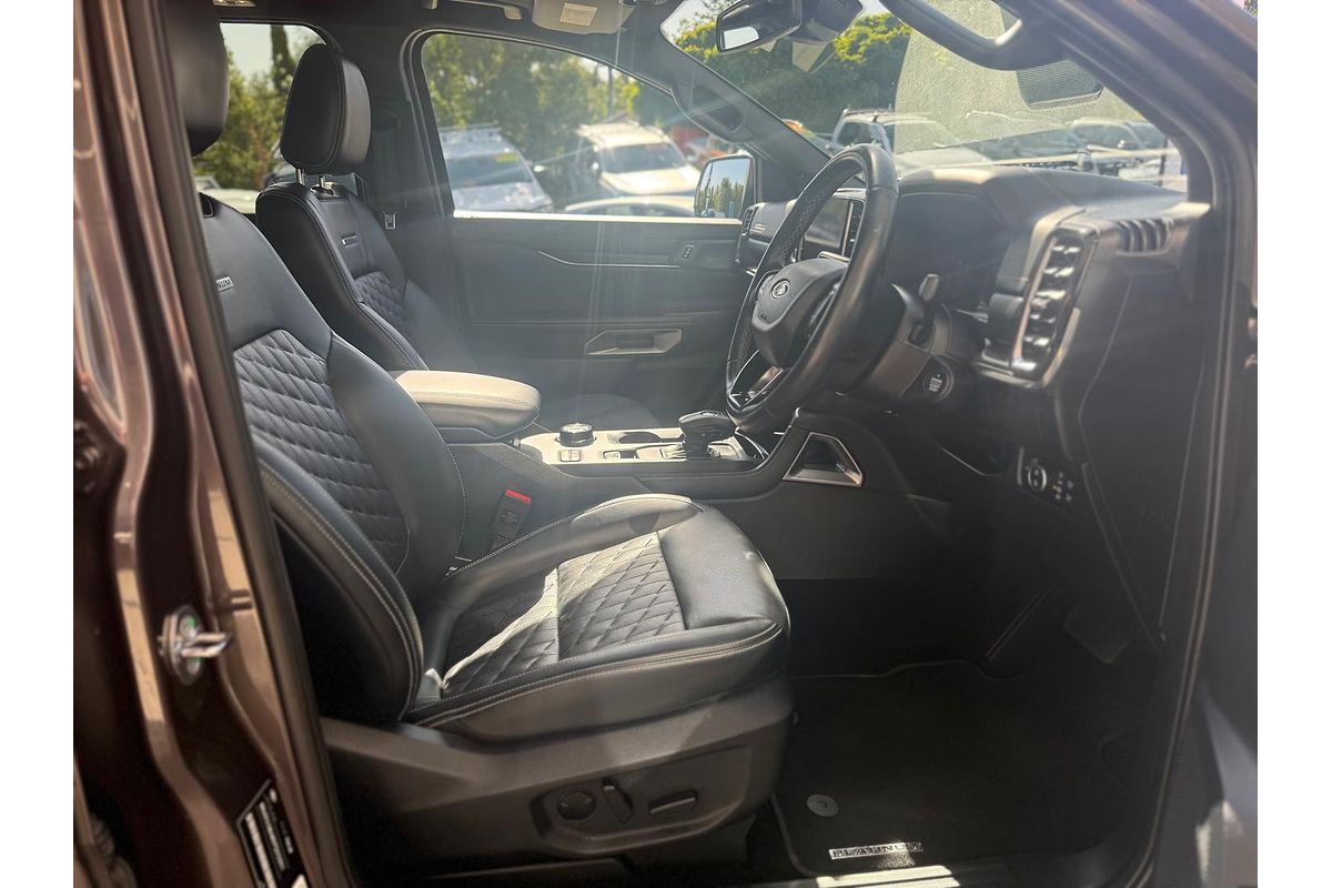2023 Ford Everest Platinum