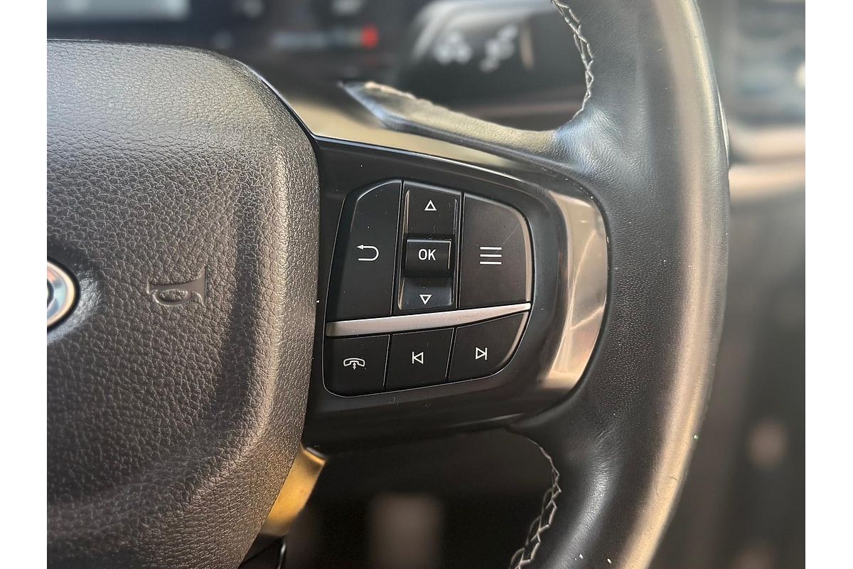 2023 Ford Everest Platinum