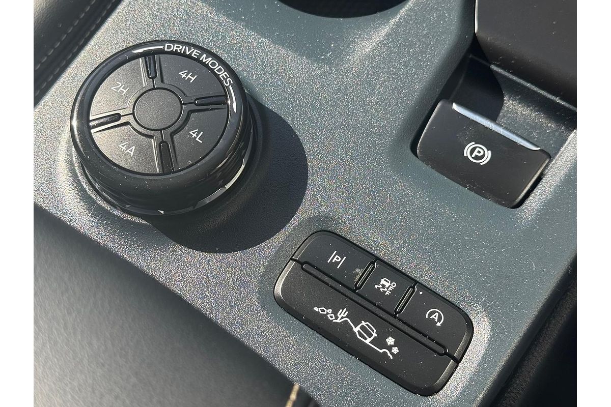 2023 Ford Everest Platinum