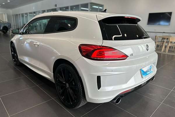 2016 Volkswagen Scirocco R Wolfsburg Edition 1S