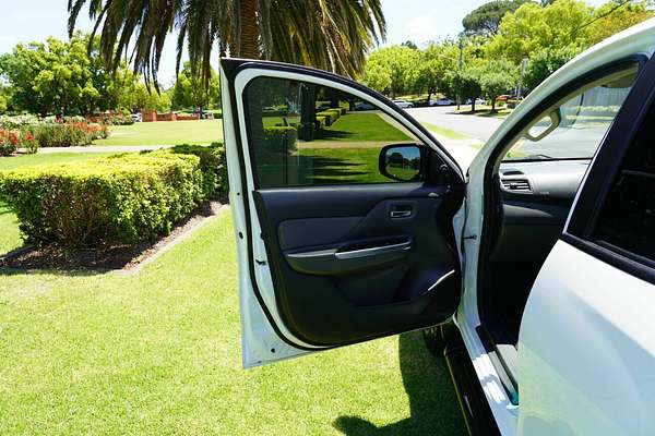 2017 Mitsubishi Triton GLS (4x4) MQ MY16 Upgrade 4X4