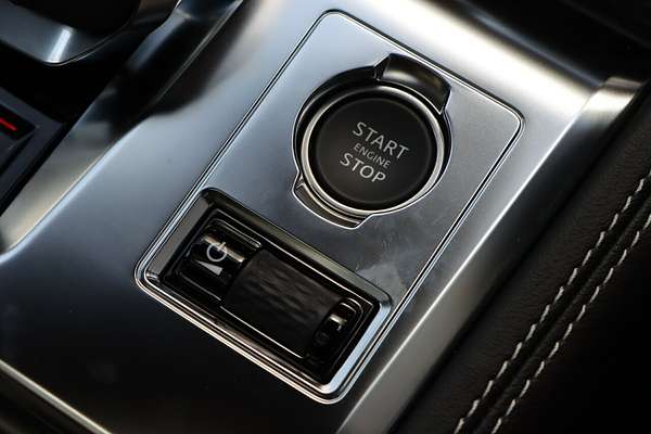 2024 Jaguar F-PACE P250 R-Dynamic SE X761
