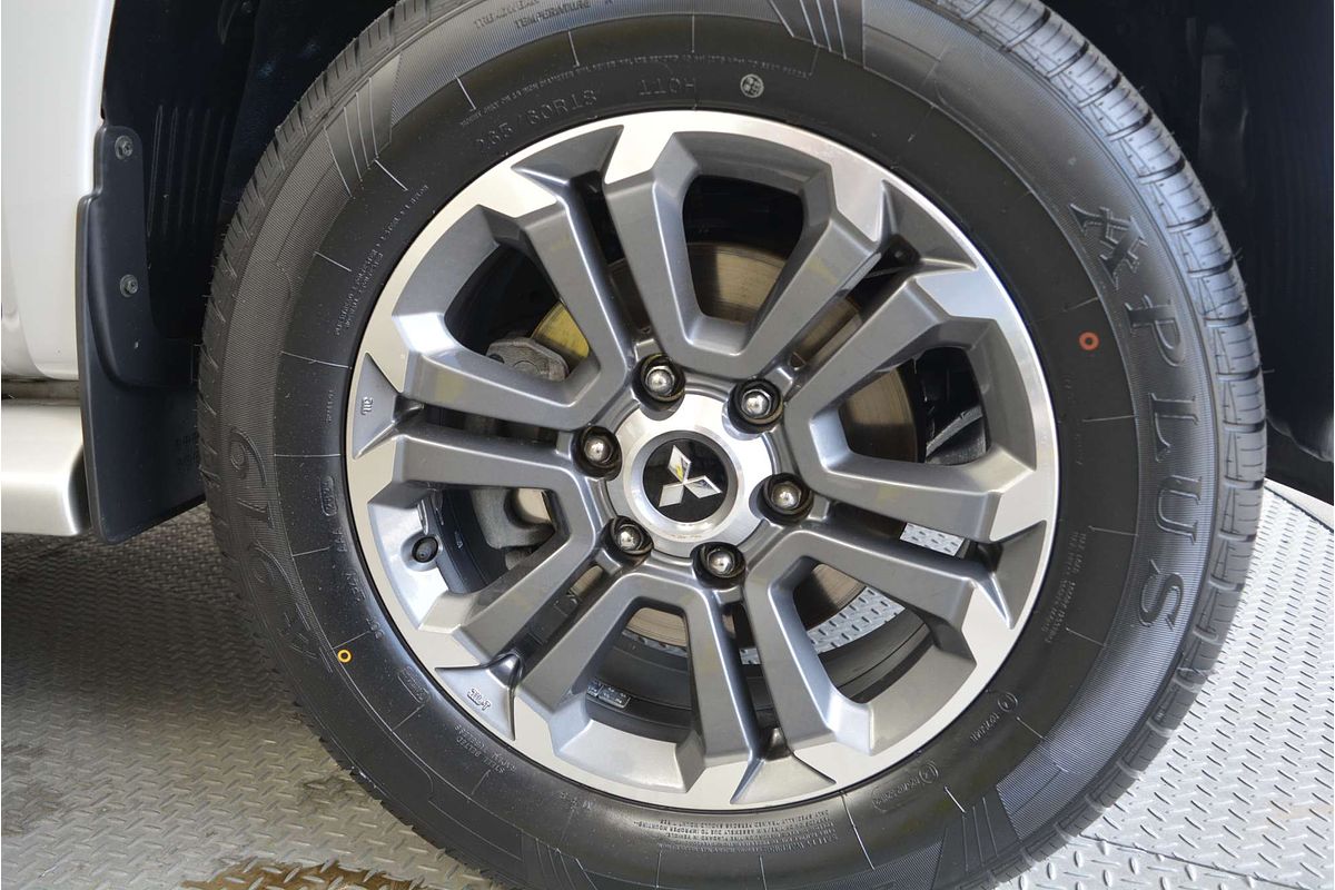 2021 Mitsubishi Triton GLS MR 4X4