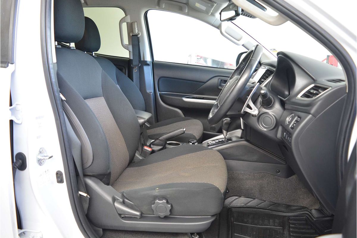 2021 Mitsubishi Triton GLS MR 4X4