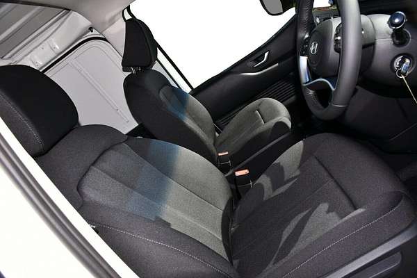 2024 Hyundai STARIA LOAD US4.V3