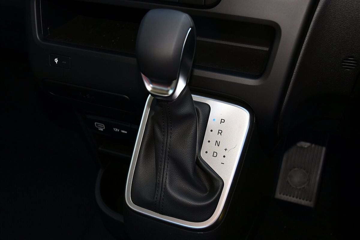2024 Hyundai STARIA LOAD US4.V3