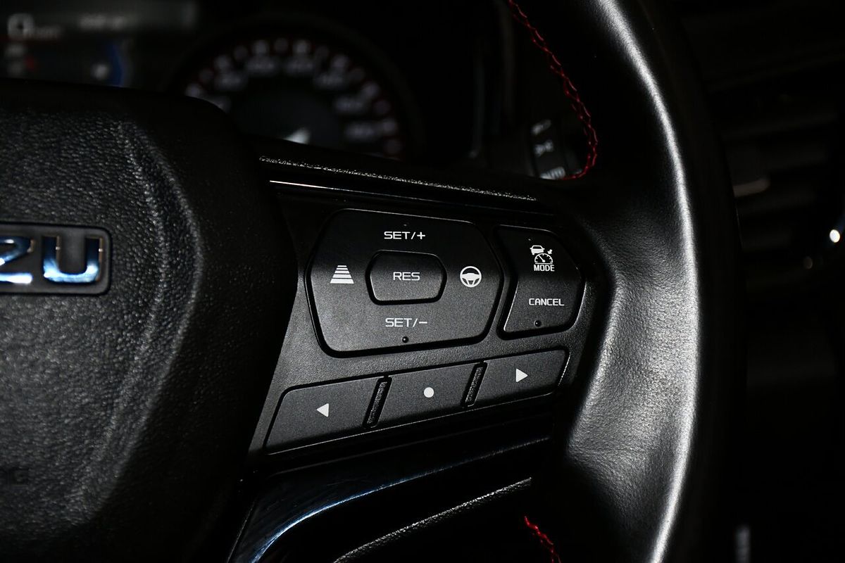 2023 Isuzu D-MAX X-TERRAIN 4X4