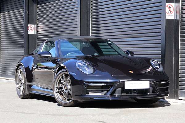 2023 Porsche 911 Targa Edition 50 Years Porsche Design 992