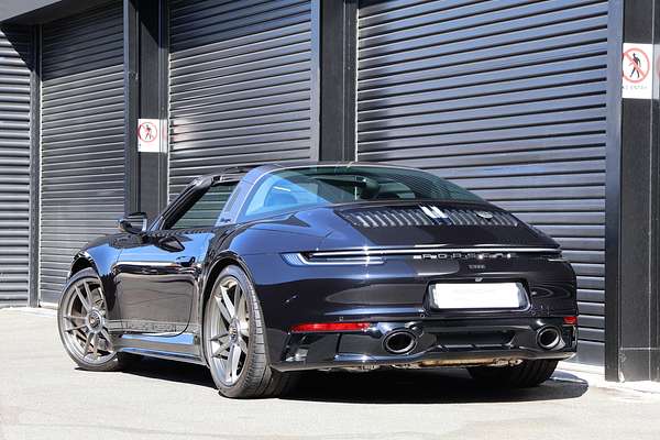 2023 Porsche 911 Targa Edition 50 Years Porsche Design 992