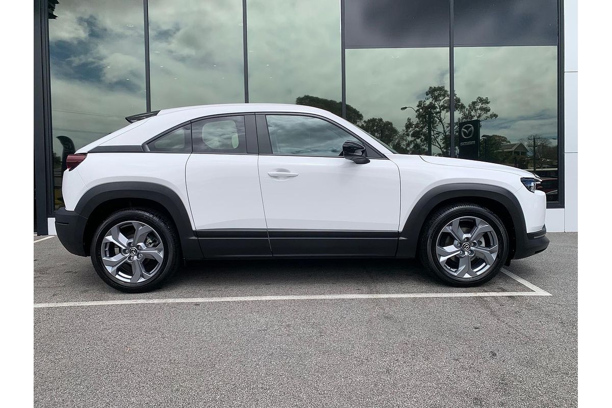 2023 Mazda MX-30 G20e Evolve DR Series