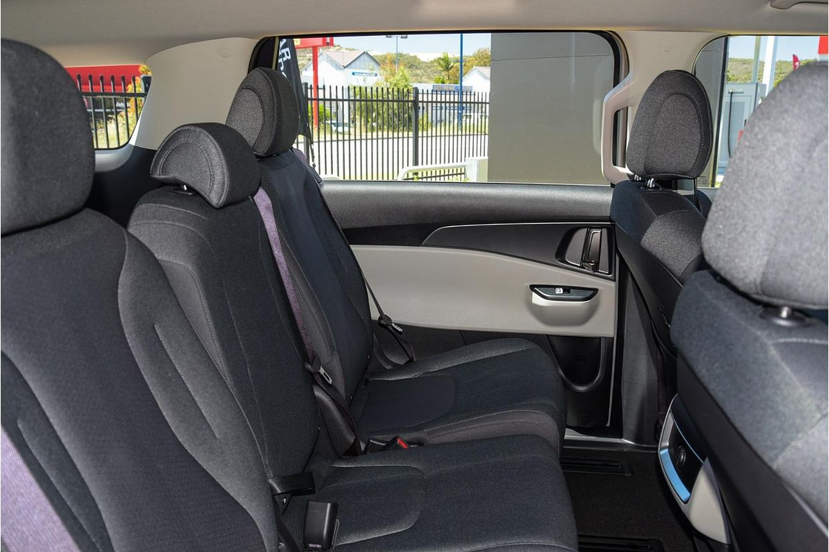 2023 Kia Carnival S KA4