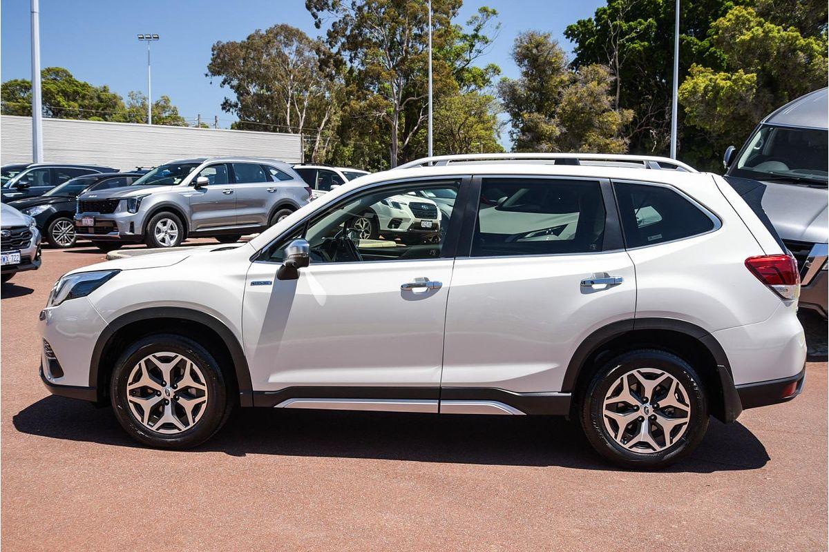 2023 Subaru Forester Hybrid L S5