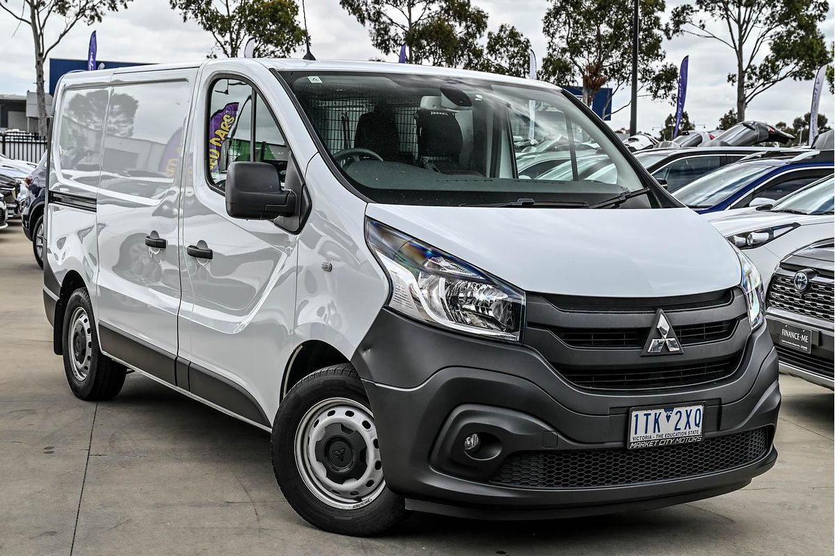 2020 Mitsubishi Express GLX SN SWB