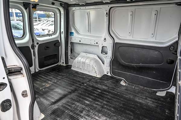 2020 Mitsubishi Express GLX SN SWB