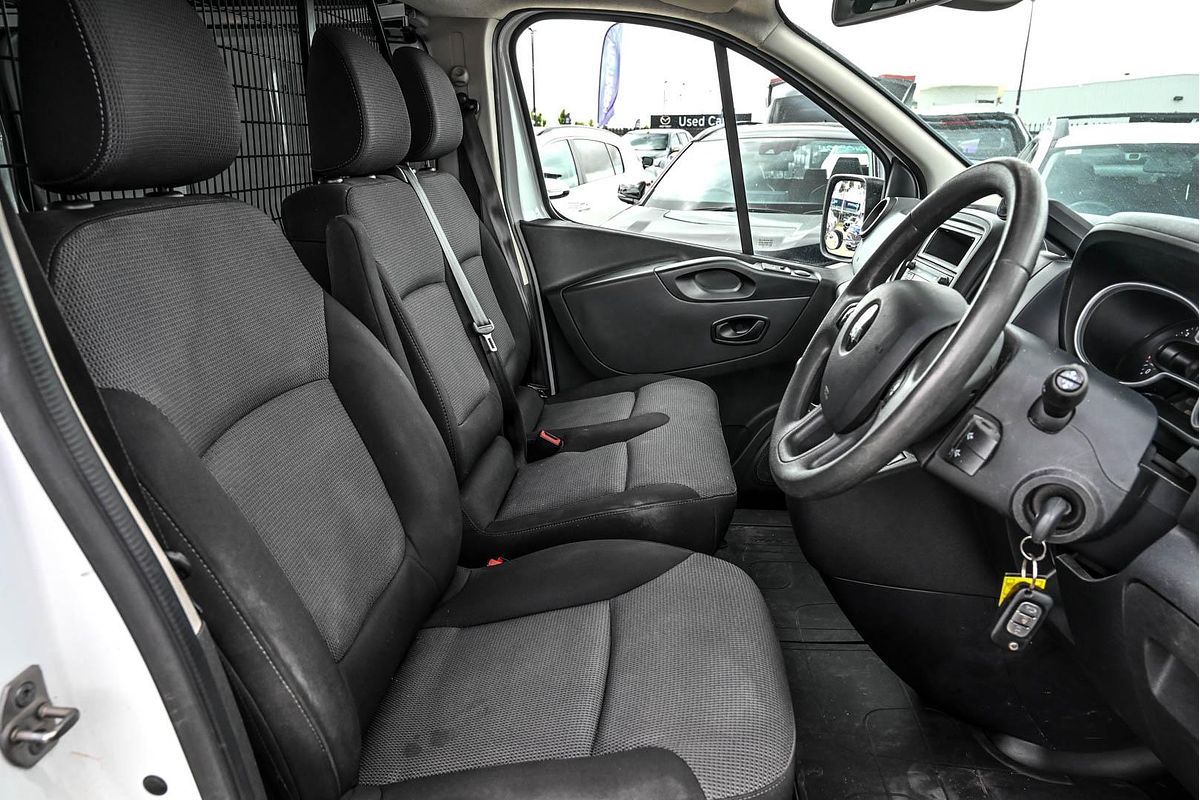 2020 Mitsubishi Express GLX SN SWB