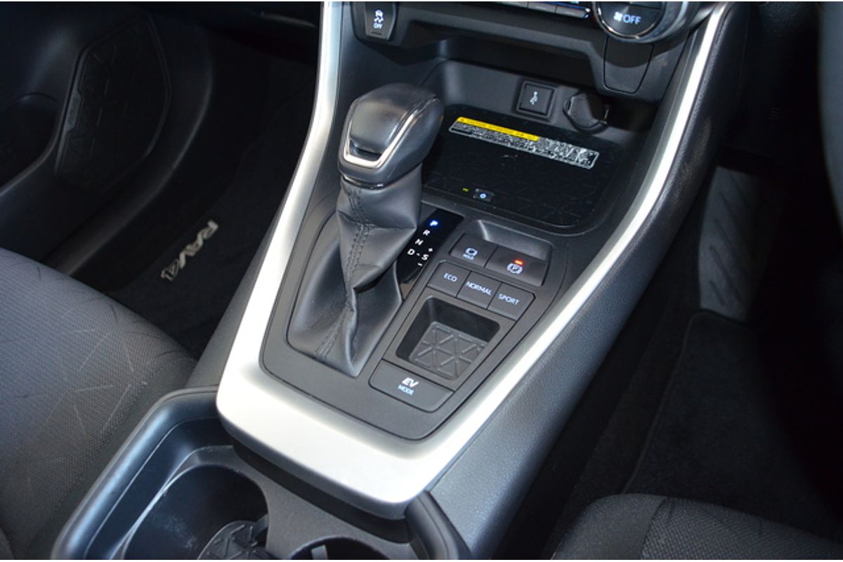 2020 Toyota RAV4 GXL AXAH52R
