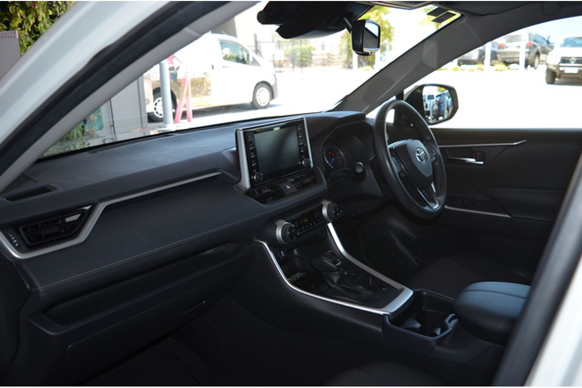 2020 Toyota RAV4 GXL AXAH52R