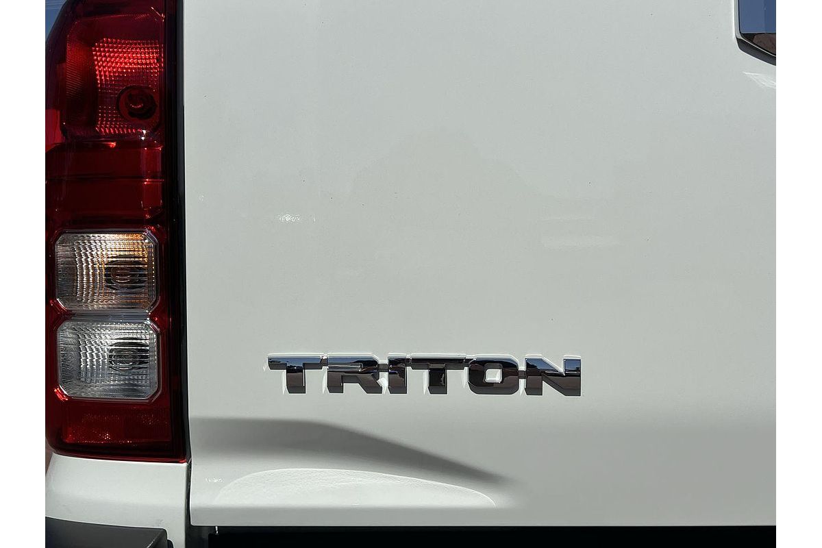 2024 Mitsubishi Triton GLX MV 4X4