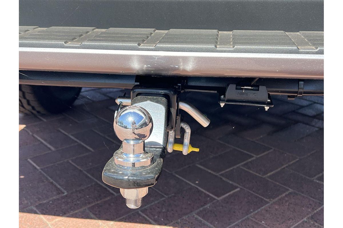 2024 Mitsubishi Triton GLX MV 4X4