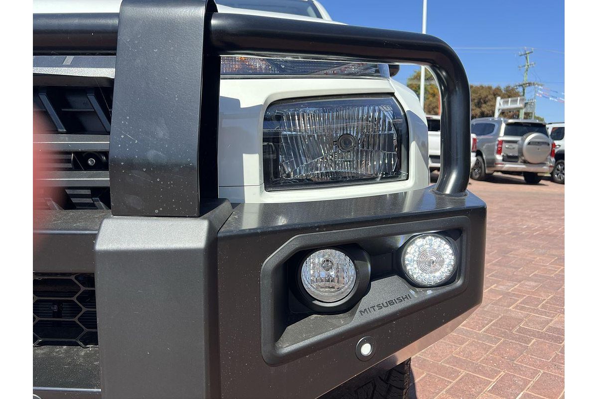 2024 Mitsubishi Triton GLX MV 4X4