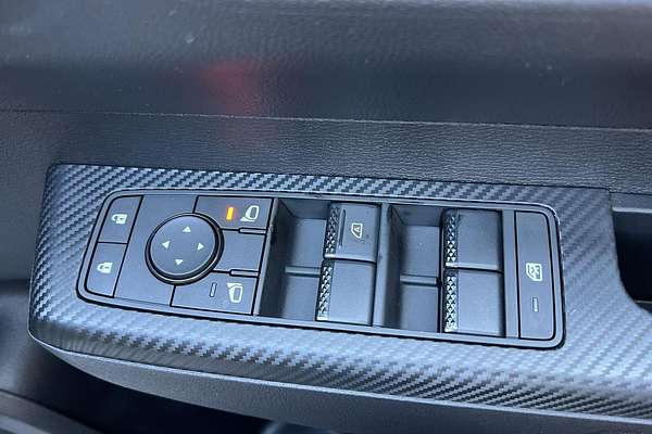 2024 Mitsubishi Triton GLX MV 4X4