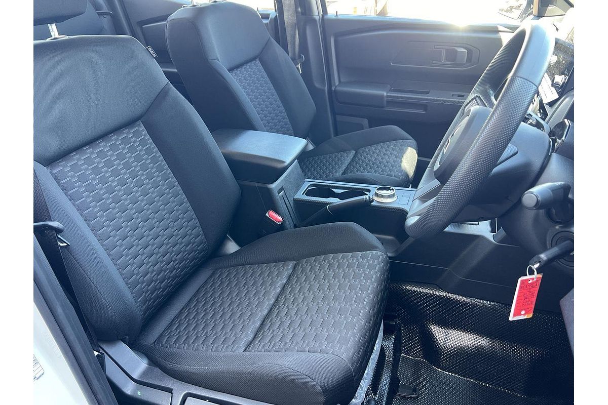 2024 Mitsubishi Triton GLX MV 4X4