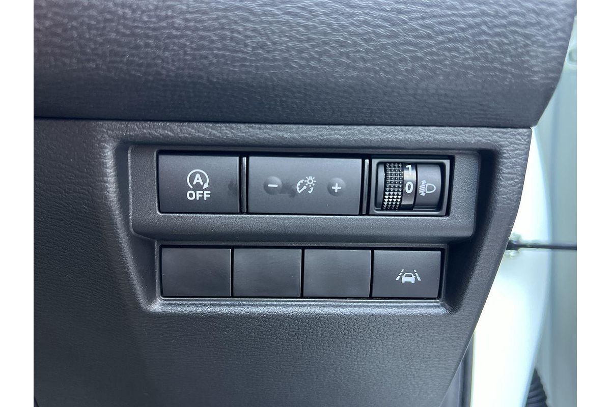 2024 Mitsubishi Triton GLX MV 4X4