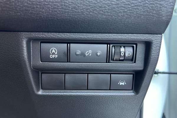 2024 Mitsubishi Triton GLX MV 4X4