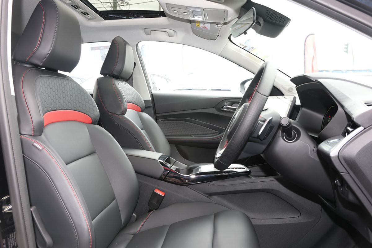 2024 MG MG5 Essence