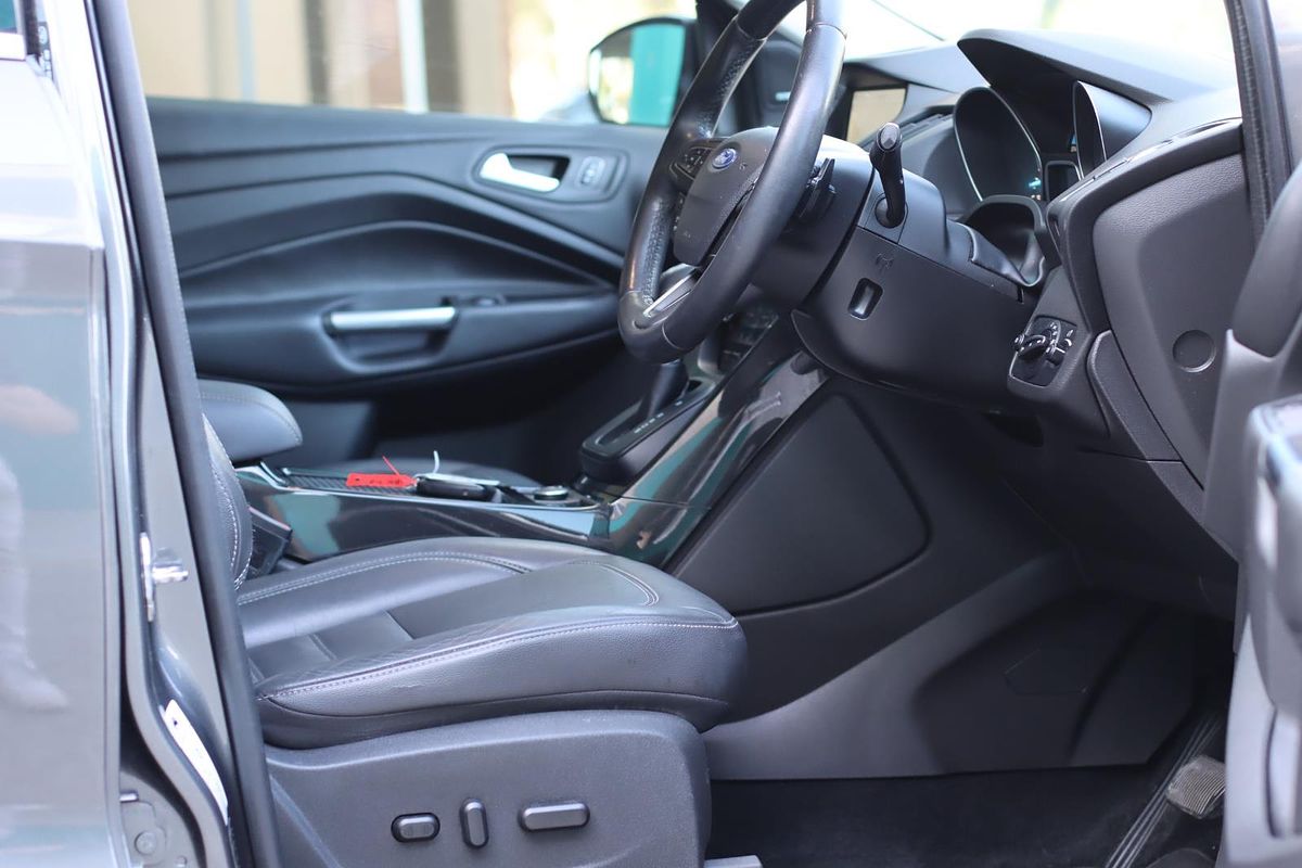 2017 Ford Escape Titanium ZG