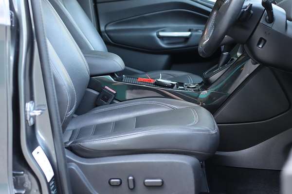 2017 Ford Escape Titanium ZG
