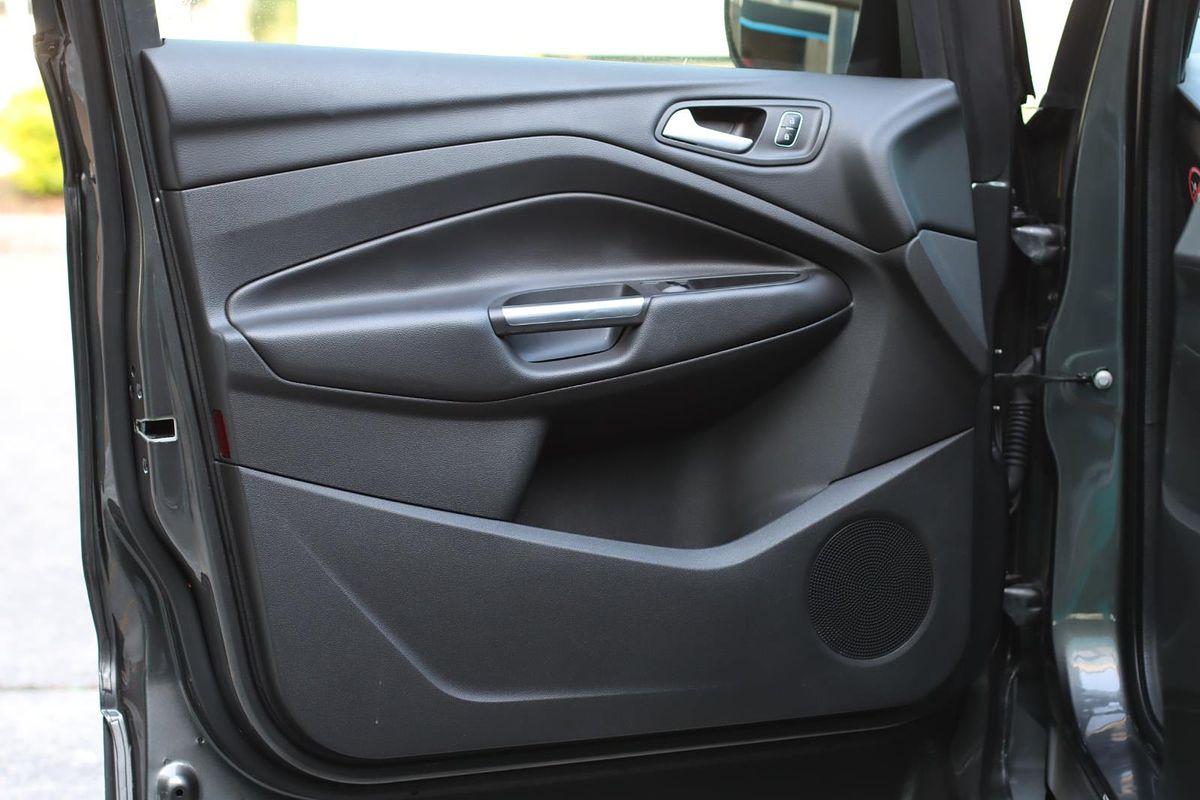 2017 Ford Escape Titanium ZG