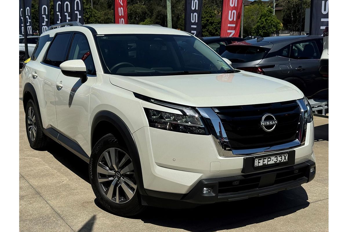 2022 Nissan Pathfinder Ti R53