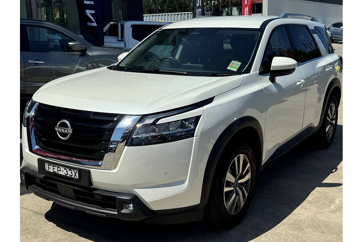 2022 Nissan Pathfinder Ti R53