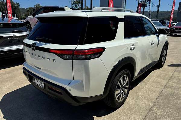 2022 Nissan Pathfinder Ti R53